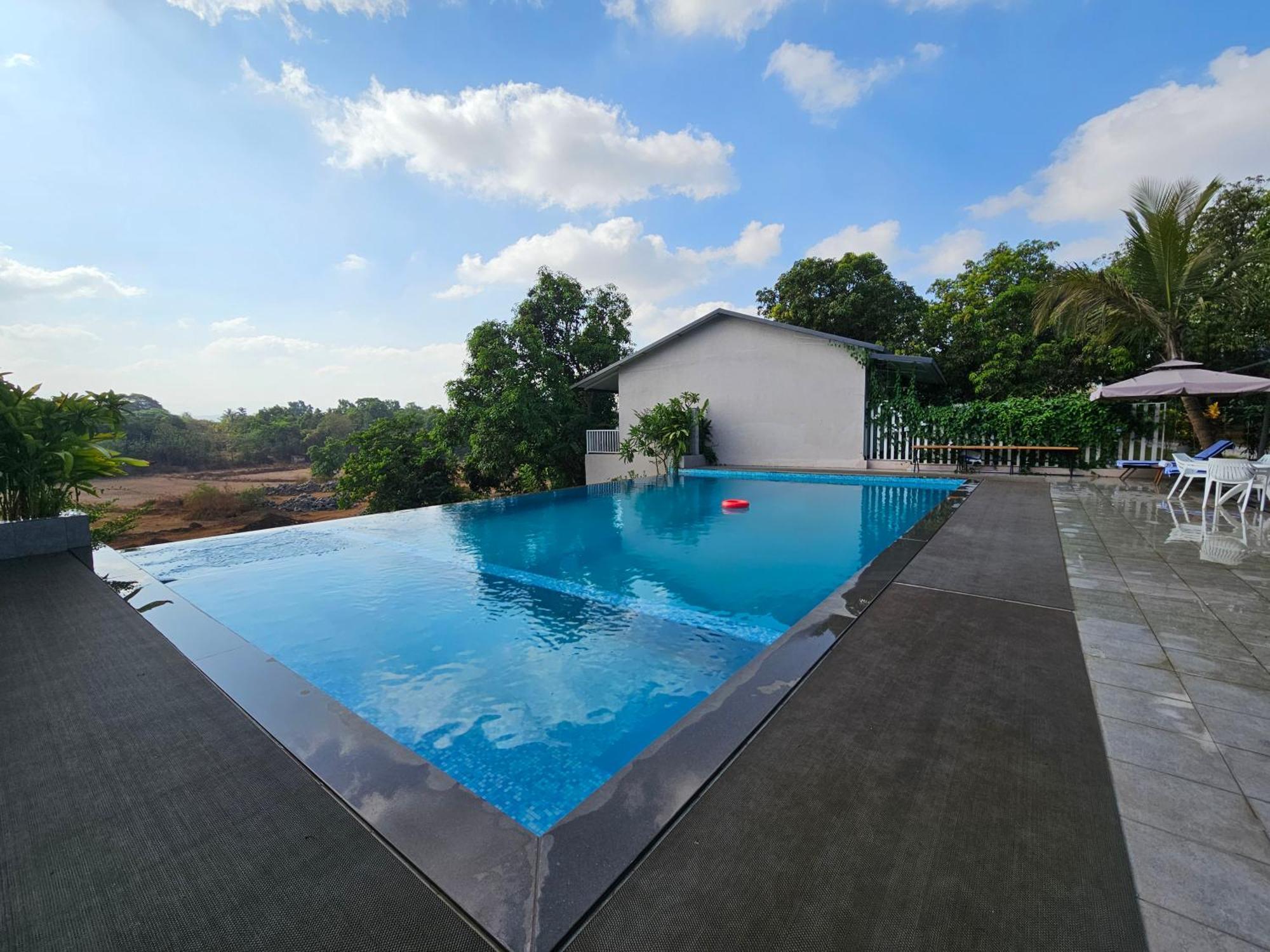 River Estates Luxury Resort & Spa Karjat Zewnętrze zdjęcie