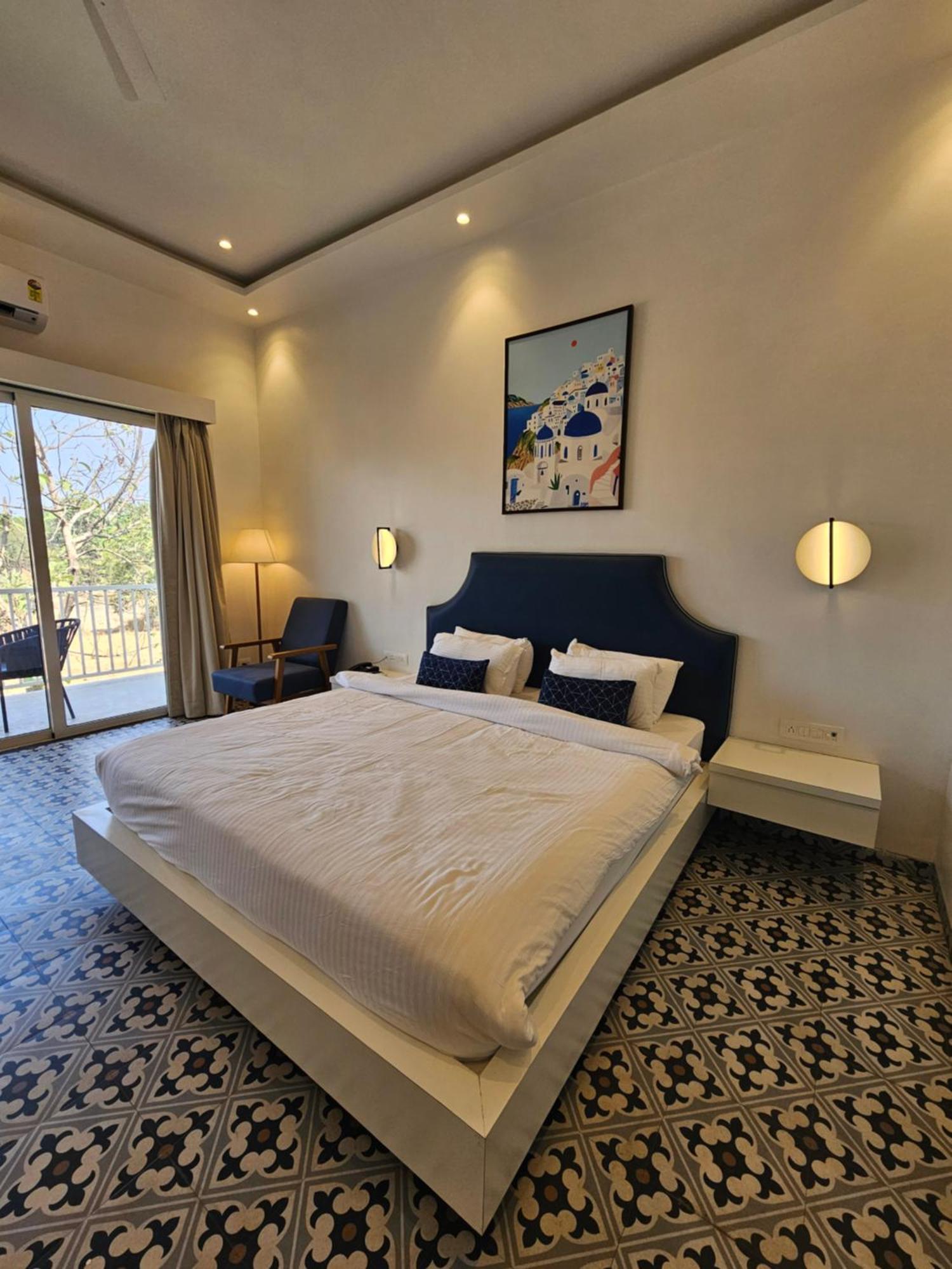 River Estates Luxury Resort & Spa Karjat Zewnętrze zdjęcie